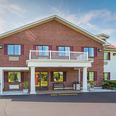 Econo Lodge Inn & Suites Ripley Buitenkant foto