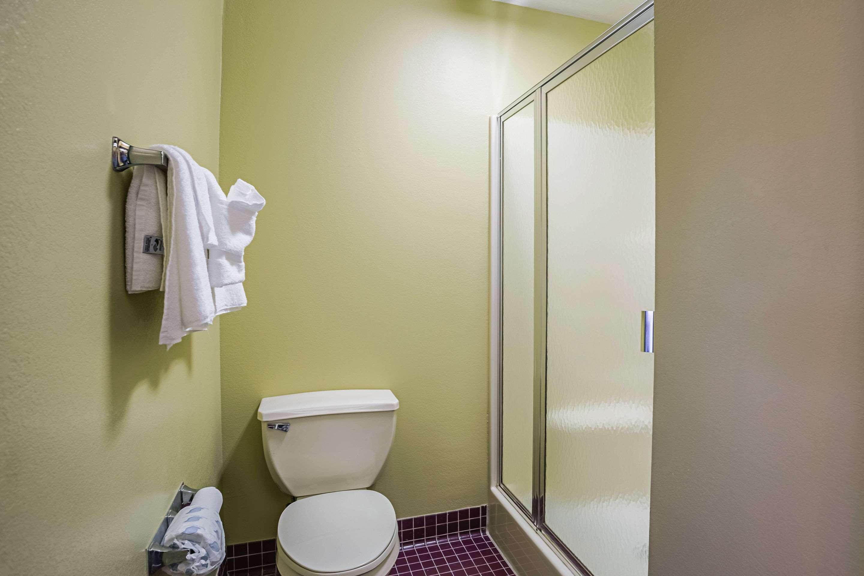 Econo Lodge Inn & Suites Ripley Buitenkant foto