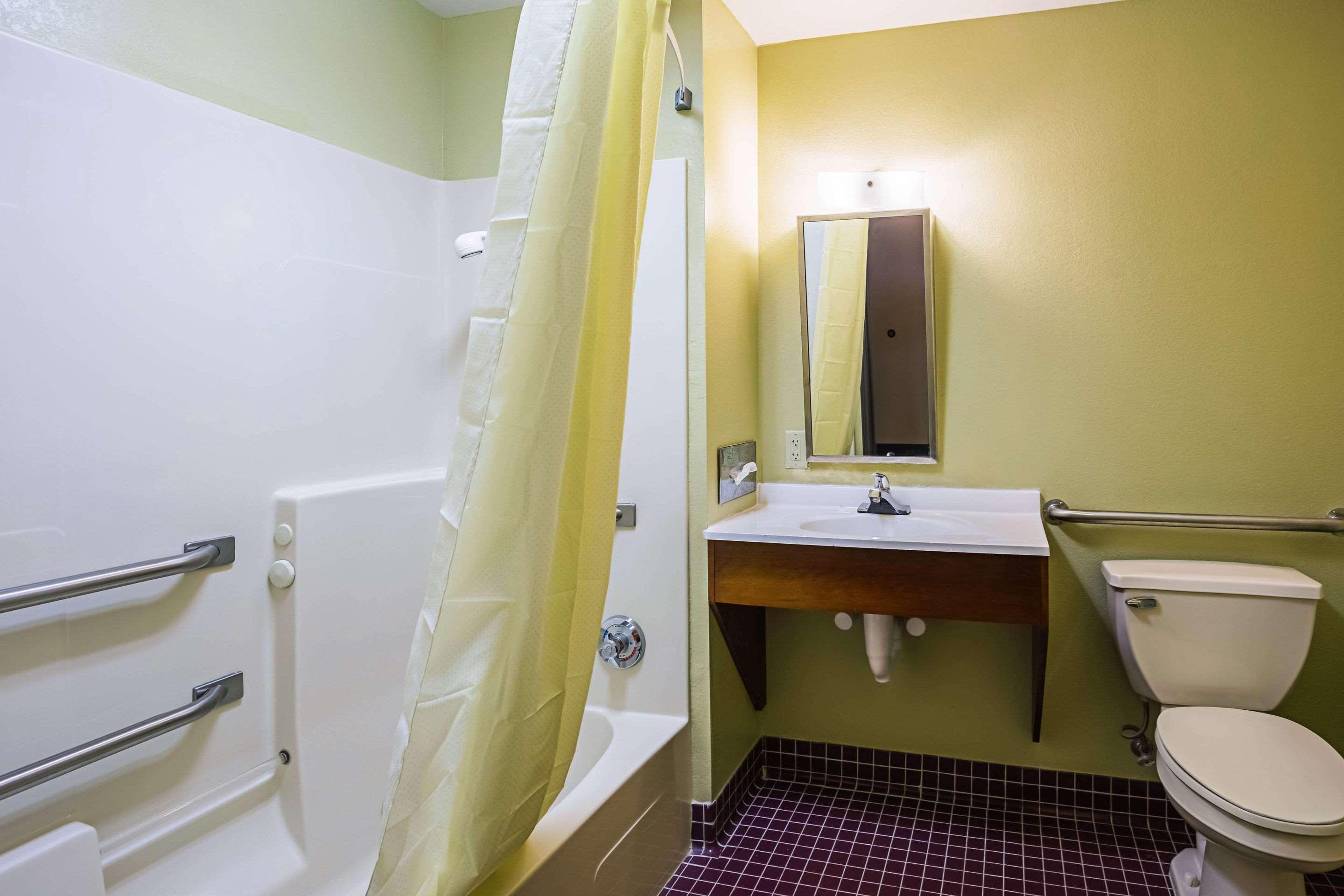 Econo Lodge Inn & Suites Ripley Buitenkant foto