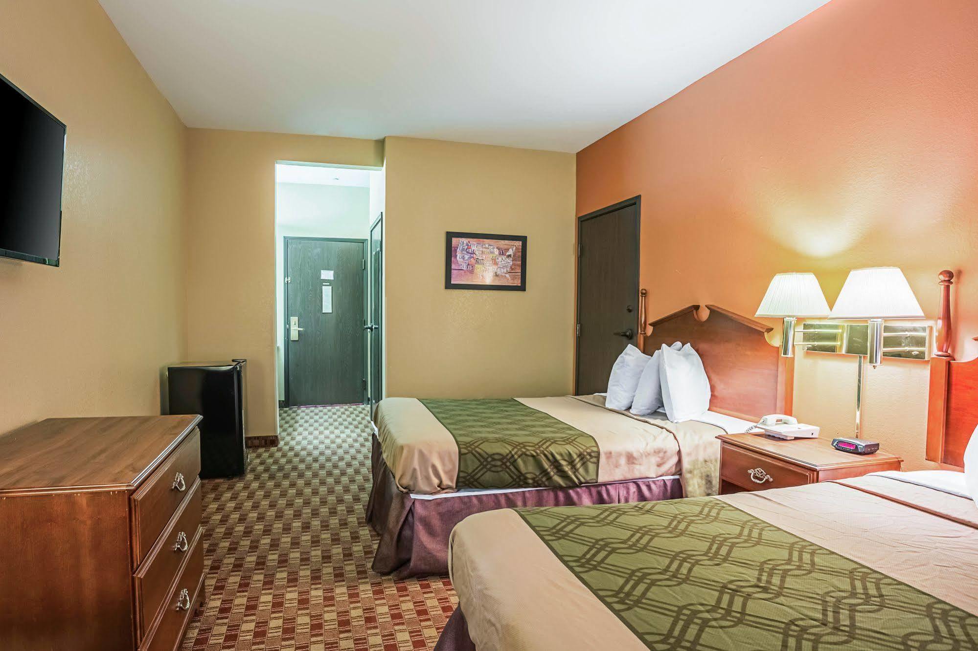 Econo Lodge Inn & Suites Ripley Buitenkant foto